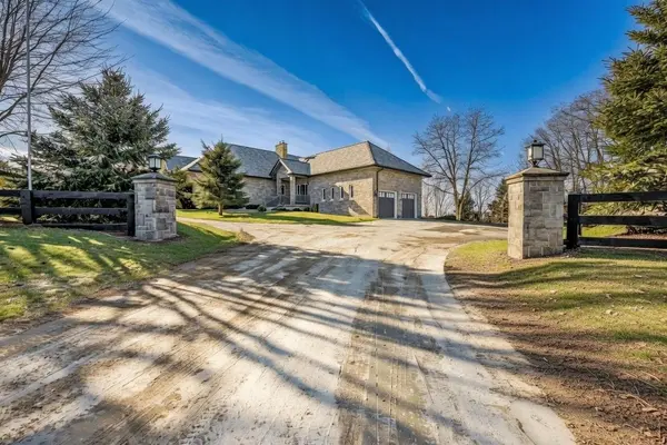 34241 Coursey Line, Lucan Biddulph, ON N0M 2J0