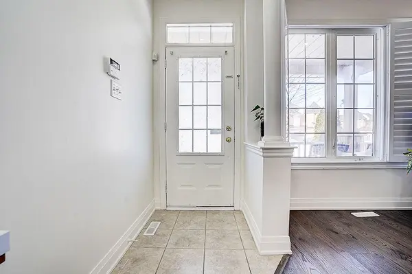 31 Waite CRES, Whitchurch-stouffville, ON L4A 0B5