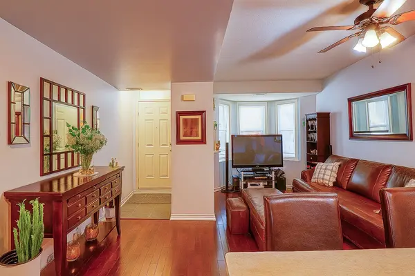 760 Lawrence AVE W #132, Toronto W04, ON M6A 3E7