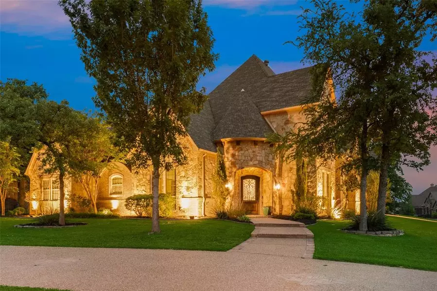 5841 Lakeside Drive, Fort Worth, TX 76179