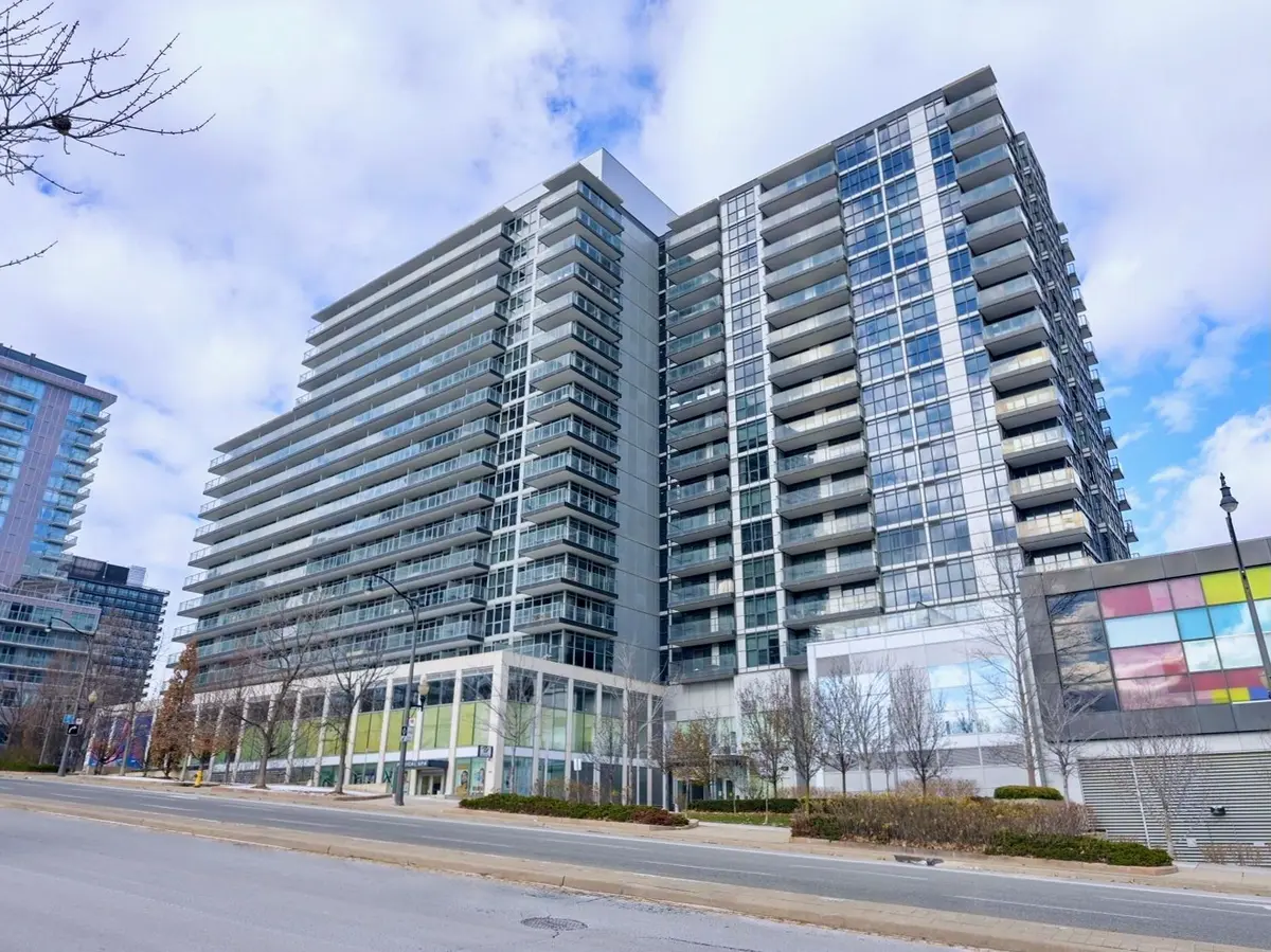 19 Singer CT #221, Toronto C15, ON M2K 0B2