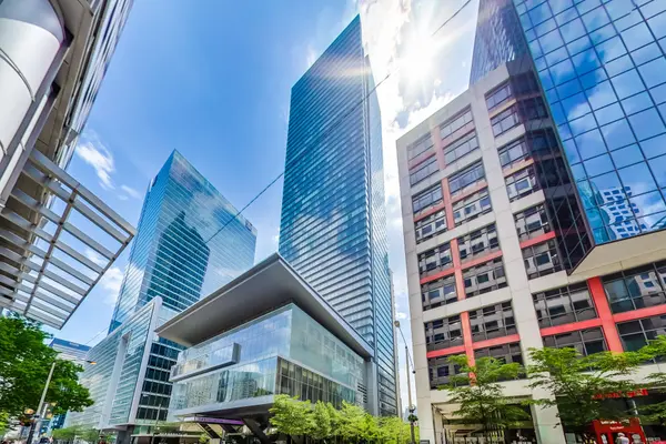 183 Wellington ST W #3503, Toronto C01, ON M5V 0A1