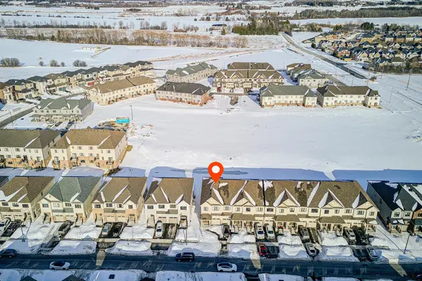 2020 Horace Duncan CRES, Oshawa, ON L1L 0W4