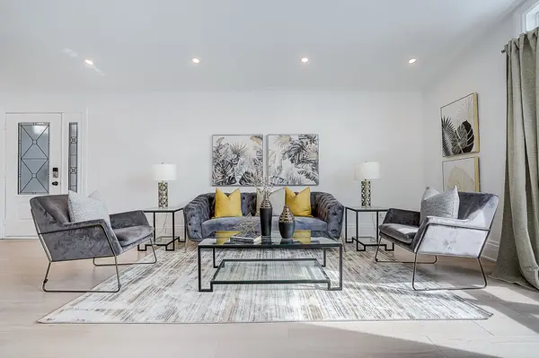 21 Holford CRES, Toronto E05, ON M1T 1L9