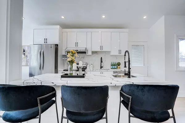 21 Holford CRES, Toronto E05, ON M1T 1L9