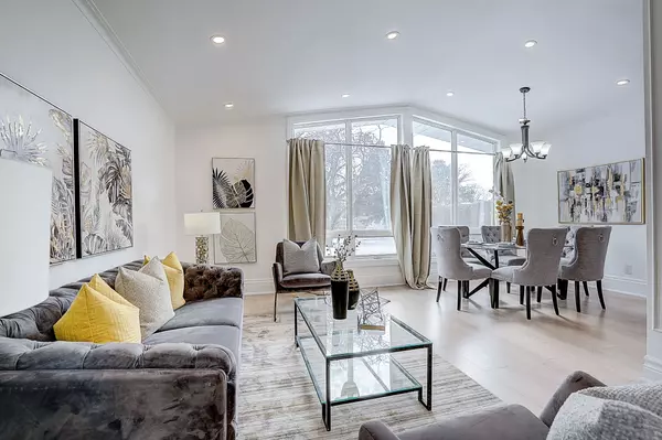 Toronto E05, ON M1T 1L9,21 Holford CRES