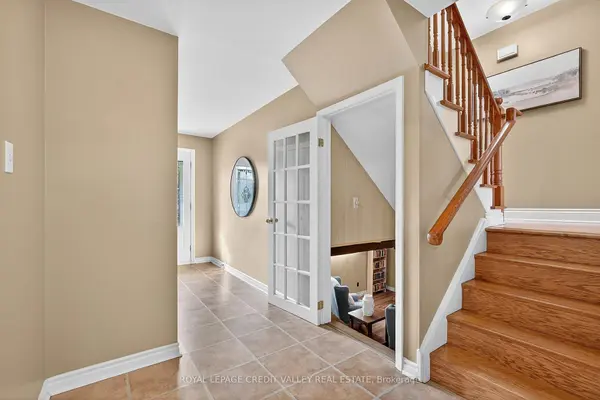 60 Gondola CRES, Brampton, ON L6S 1W6