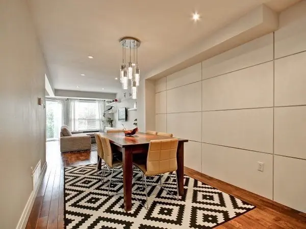 1070 Lindsay DR, Oakville, ON L6M 3B5