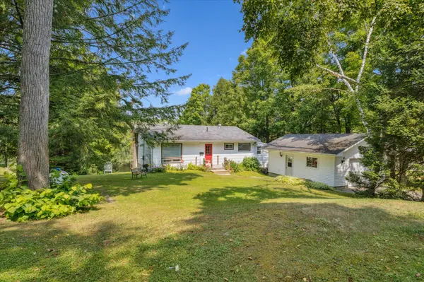 1042 River Haven RD, Bracebridge, ON P1L 1X1