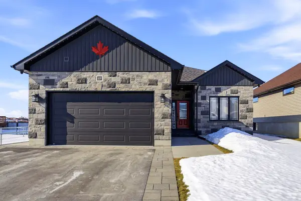 109 Bellwood DR, Cornwall, ON K6H 7M3