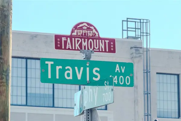 801 W Morphy Street, Fort Worth, TX 76104