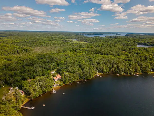 32 10th Concession RD, Seguin, ON P2A 2W8