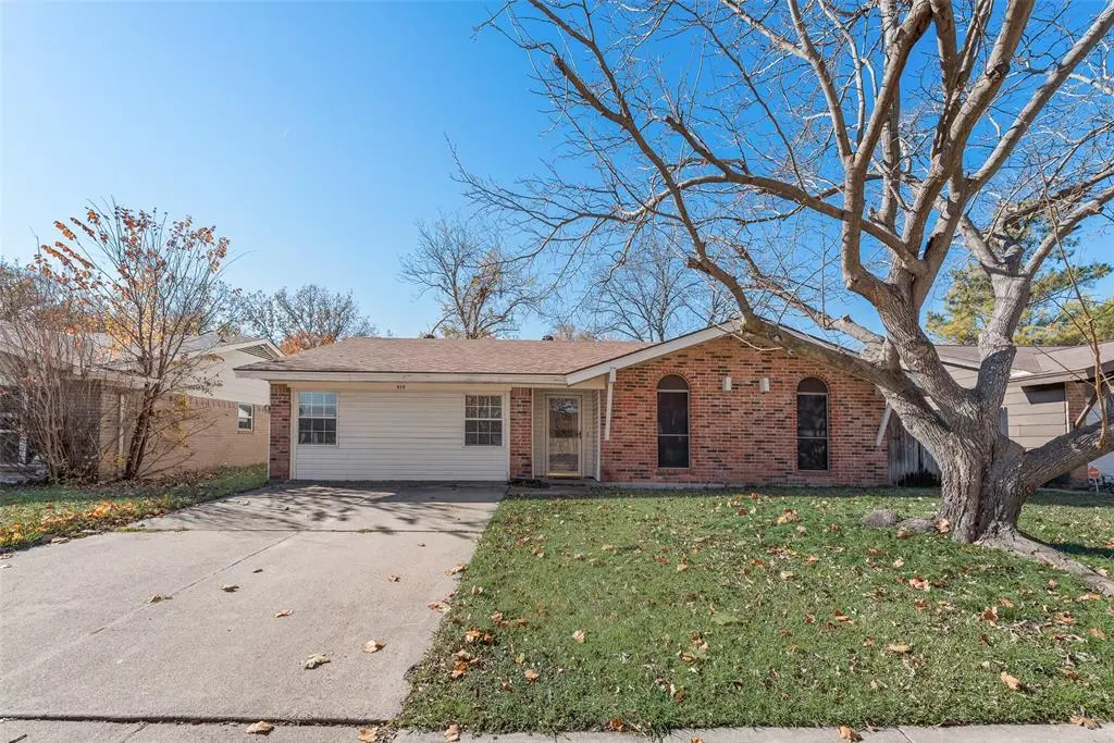 419 Woodcrest Way, Forney, TX 75126