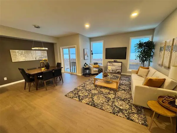 100 GRANDE POINTE MEADOWS BLVD, Grande Pointe, MB R5A 0C3