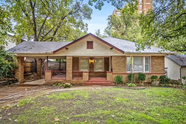 Fort Worth, TX 76110,2303 Mistletoe Drive