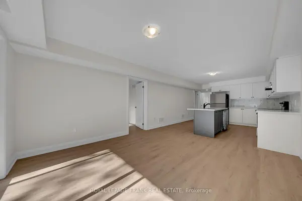 329 Anderson AVE, Oshawa, ON L1J 2N8