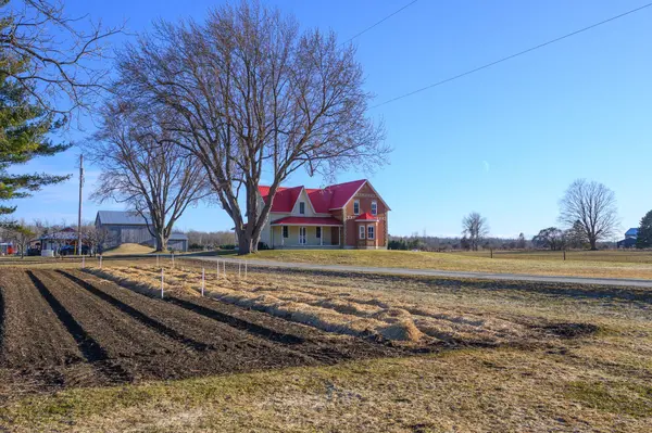 8923 Morning Glory RD, Georgina, ON L0E 1N0