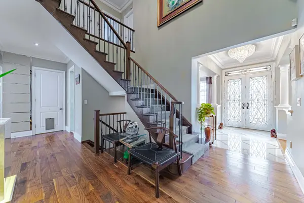 19 Royal County Down CRES, Markham, ON L6C 0K1