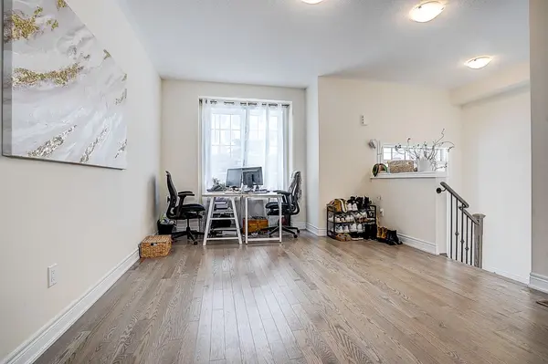 3474 Denison ST, Markham, ON L3S 0E9