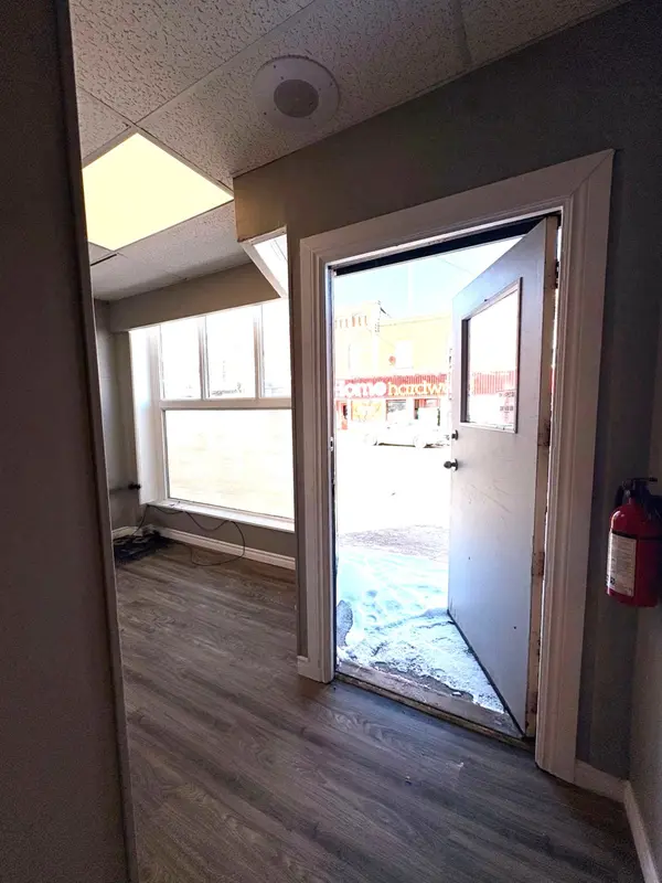 29 Cameron ST E #Main Flr/Front, Brock, ON L0E 1E0