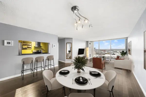 4185 Shipp DR #1711,  Mississauga,  ON L4Z 2Y8