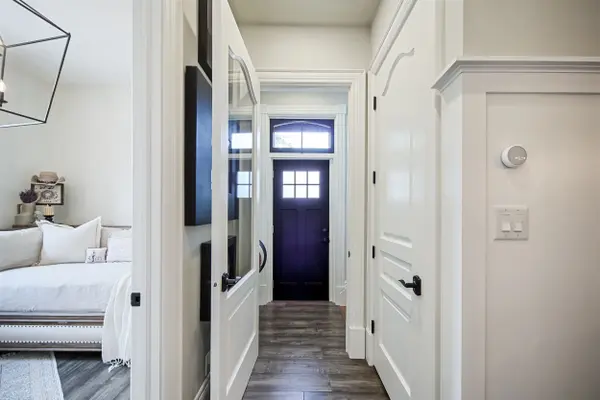 11 Main ST S, Milton, ON L0P 1B0