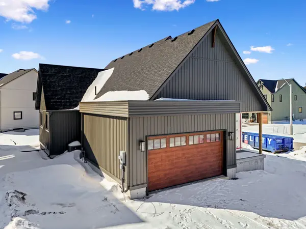 1 Merriman CT, Cramahe, ON K0K 1S0