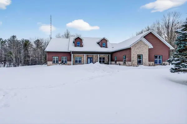 5638 Battersea RD, Frontenac, ON K0H 1H0