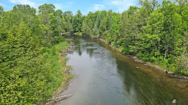 11601 Highway 118 HWY, Dysart Et Al, ON K0M 1S0