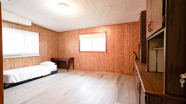 36 Van Order DR, Kingston, ON K7M 1B7