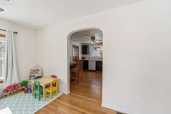 27455 62 HWY S, Bancroft, ON K0L 1C0