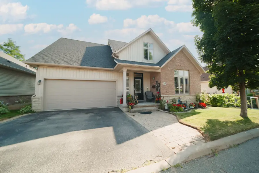 31 Book RD #17, Grimsby, ON L3M 2M3