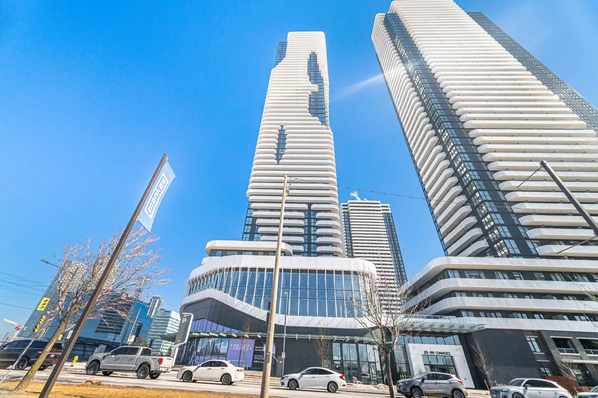 195 Commerce ST #3002, Vaughan, ON L4K 0P9