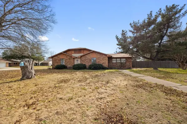 2736 Chebi Lane, Denton, TX 76209