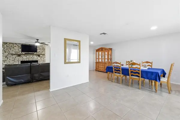 5914 Freemans Farm Street, San Antonio, TX 78233