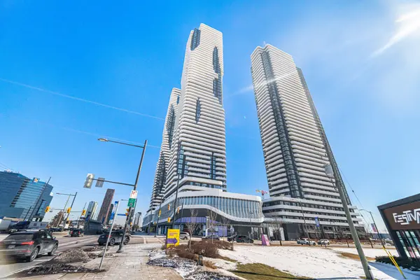 195 Commerce ST #3002, Vaughan, ON L4K 0P9