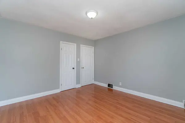 204 John ST, Brampton, ON L6W 2A6