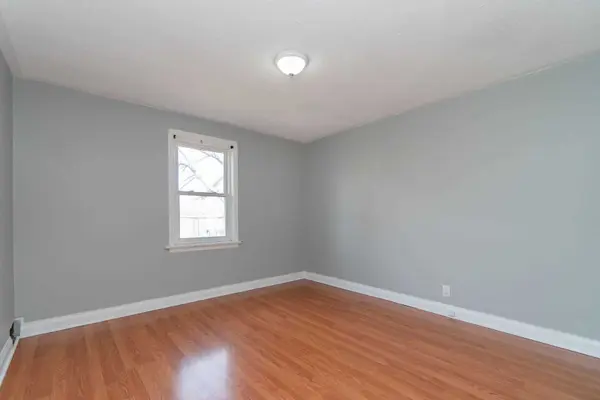 204 John ST, Brampton, ON L6W 2A6