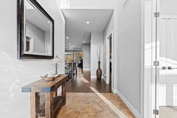 25 STAIKOS CT, Greater Napanee, ON K7R 0B9