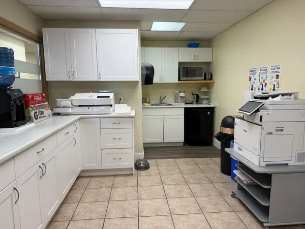 577 Industrial DR, Fort Erie, ON L2A 5M4