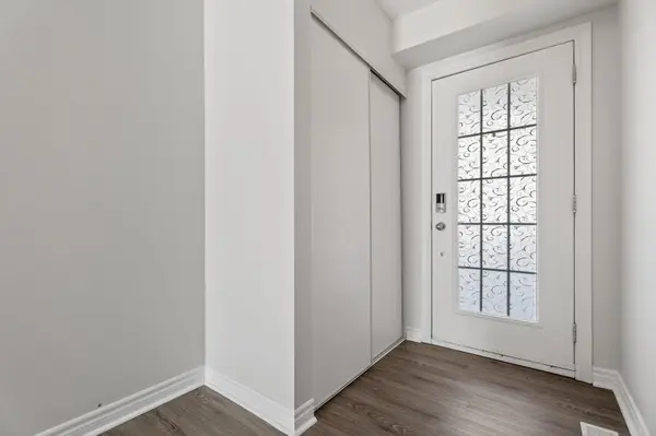 750 Sanibel Private, Bells Corners And South To Fallowfield, ON K2H 0A8