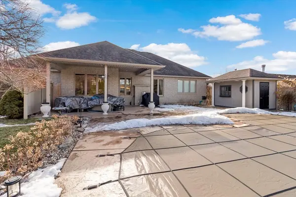 21 Farrow RD, Brantford, ON N3T 5L7