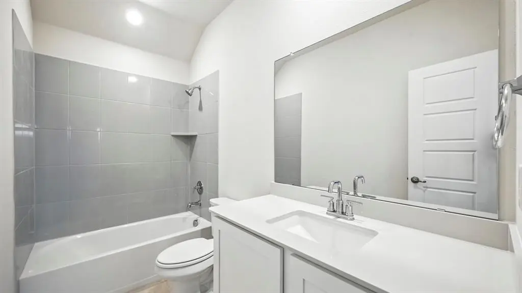 10133 Anyhow Drive, Aubrey, TX 76227