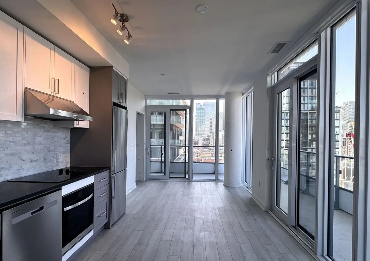 70 Princess ST #1901 E, Toronto C08, ON M5A 0X6