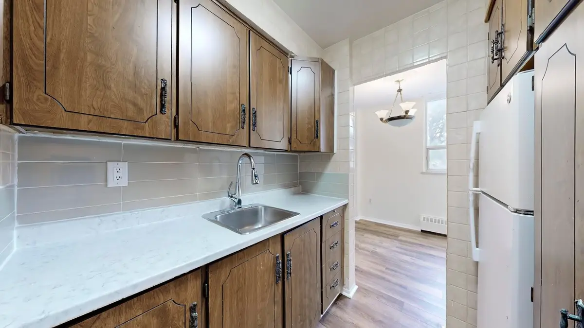 3311 Kingston RD #311, Toronto E08, ON M1M 1R1