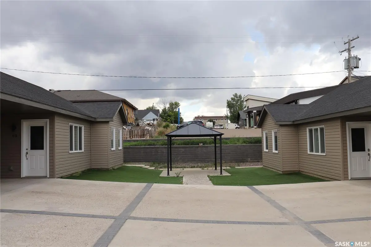 75 and 85 Atlantic AVENUE #3-4, Kerrobert, SK S0L 1R0