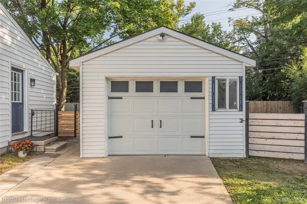 12 Trowbridge CT, Ann Arbor, MI 48108