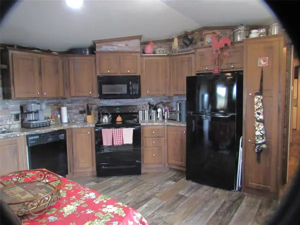 269 County Road 1008, Wolfe City, TX 75496