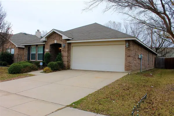 12732 Northern Pine Drive, Fort Worth, TX 76244