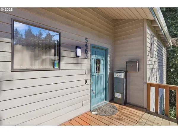 Milwaukie, OR 97222,5463 SE ALDERCREST RD